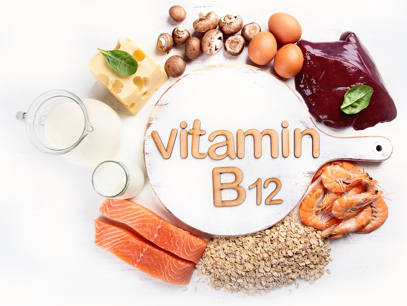 Vitamina B12 sau cobalamina este una dintre vitaminele esențiale și are numeroase beneficii. Chiar dacă organismul nu o poate produce, aceasta se găsește în unele produse de origine animală precum carnea, laptele, ouăle.